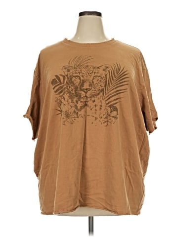 Torrid Short Sleeve T-Shirt (view 1)