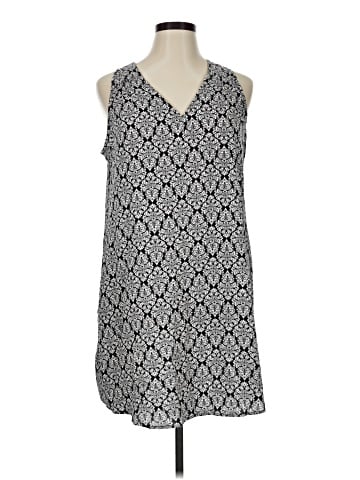 Old Navy Casual Dress (view 1)