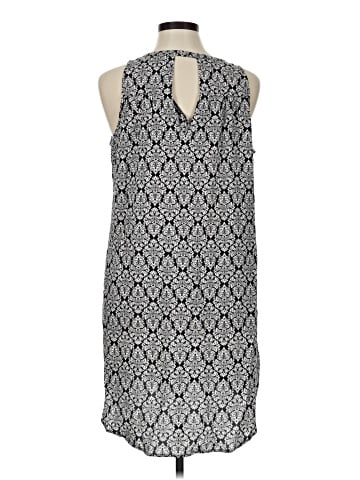 Old Navy Casual Dress (view 2)
