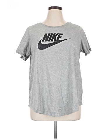 Nike Short Sleeve T-Shirt (view 1)
