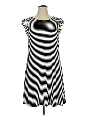 Old Navy Casual Dress (view 1)