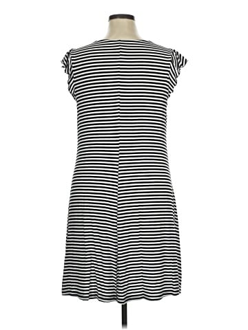 Old Navy Casual Dress (view 2)