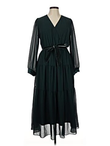 Signature by Robbie Bee Casual Dress (view 1)