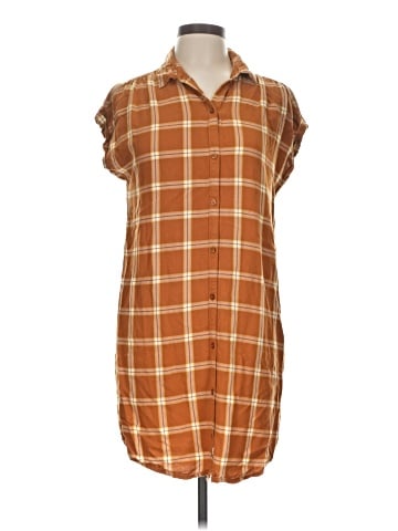 Old Navy Casual Dress (view 1)