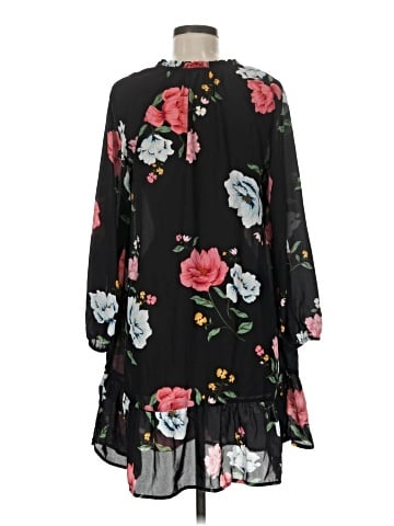 Old Navy Casual Dress (view 2)