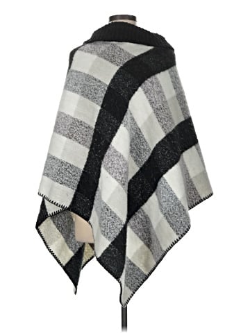 Coco + Carmen Poncho (view 1)