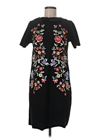 Chelsea & Theodore Casual Dress (view 1)