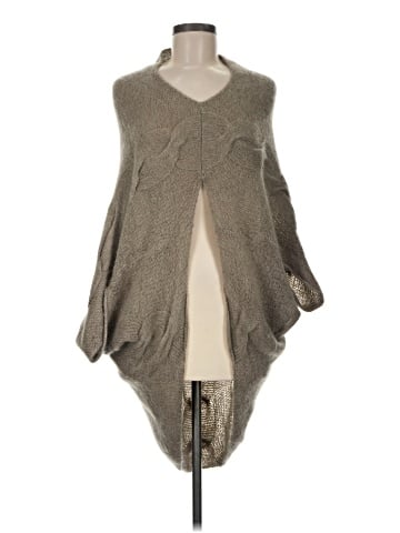 Koan Poncho (view 1)