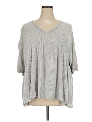 Pink Lily 3/4 Sleeve Top (view 1)