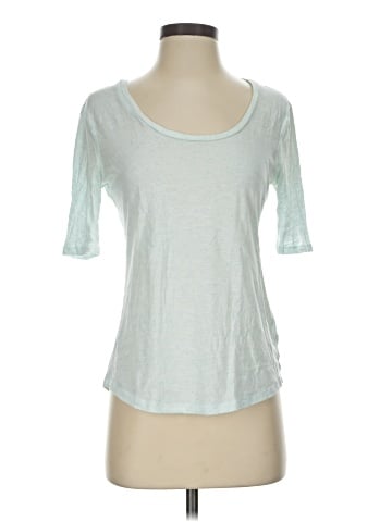 Old Navy 3/4 Sleeve T-Shirt (view 1)