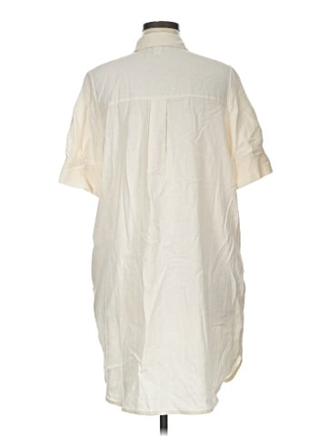 Old Navy Casual Dress (view 2)