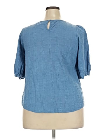 Market and Spruce Short Sleeve Blouse (view 2)