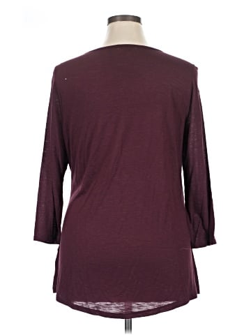 Maurices 3/4 Sleeve Top (view 2)