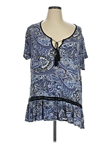 Avenue Short Sleeve T-Shirt (view 1)