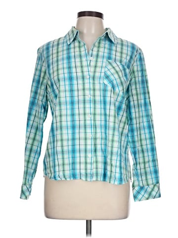 Croft & Barrow Long Sleeve Button-Down Shirt (view 1)