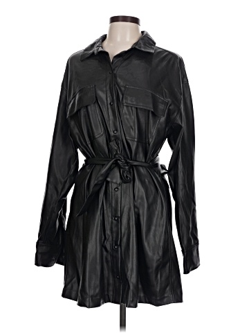 Abercrombie & Fitch Trenchcoat (view 1)