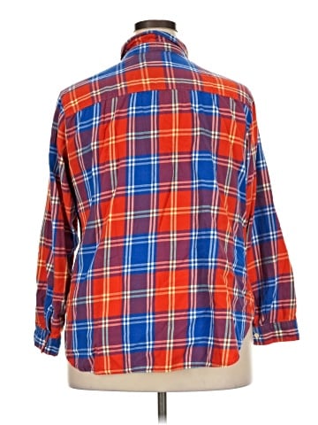 Old Navy Long Sleeve Button-Down Shirt (view 2)