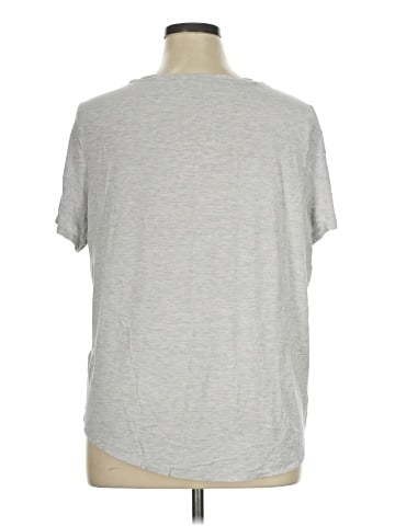 Maurices Short Sleeve T-Shirt (view 2)