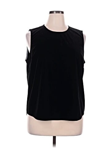 Vineyard Vines Sleeveless Top (view 1)