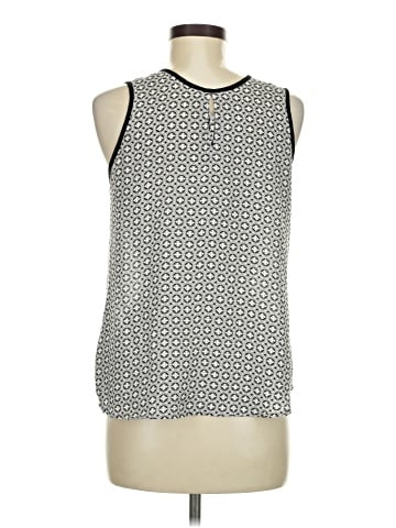 Violet & Claire Sleeveless T-Shirt (view 2)