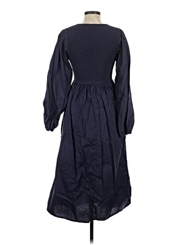 Old Navy Casual Dress (view 2)