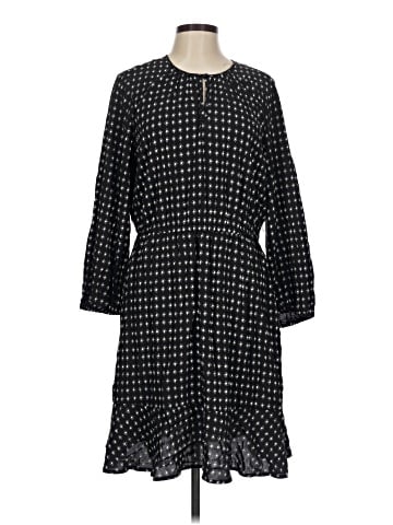 Old Navy Casual Dress (view 1)