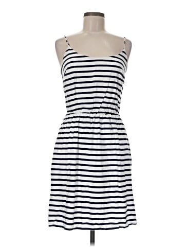 Old Navy Casual Dress (view 1)