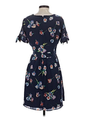 Madewell Silk Button-Front Tie-Sleeve Retro Dress in Flutter-By Floral (view 2)