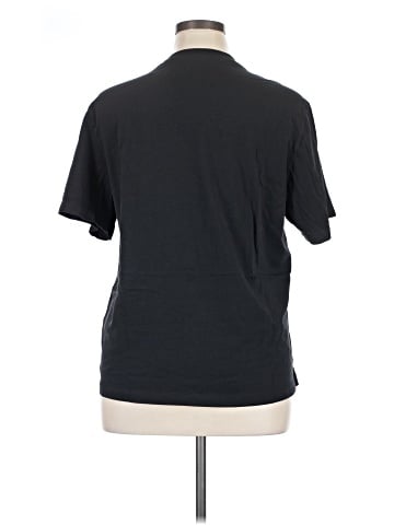 Nike Short Sleeve T-Shirt (view 2)