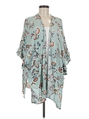 Maurices 3/4 Sleeve T-Shirt (view 1)