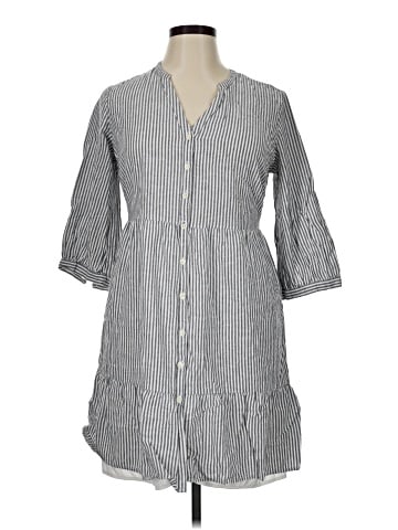 Old Navy Casual Dress (view 1)