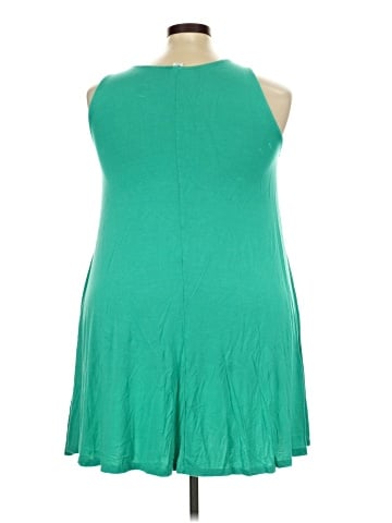 Old Navy Casual Dress (view 2)