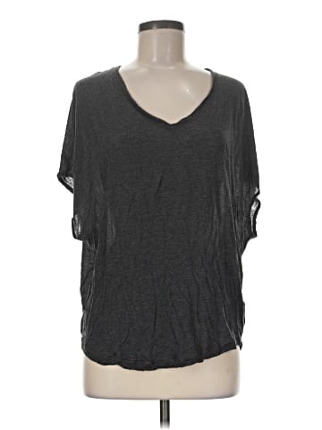 Lululemon Athletica Short Sleeve T-Shirt (view 1)
