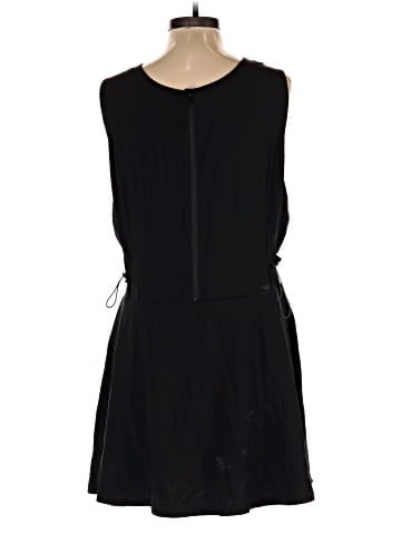 Lou & Grey Casual Dress (view 2)