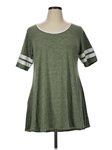 Lularoe Short Sleeve T-Shirt (view 1)