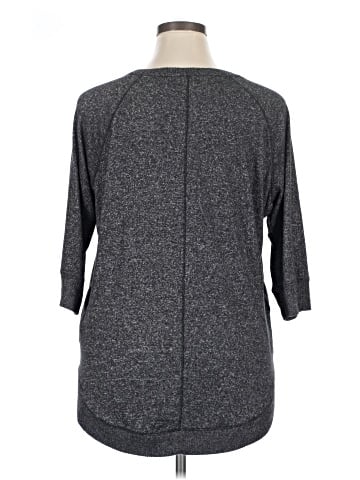 Maurices 3/4 Sleeve T-Shirt (view 2)
