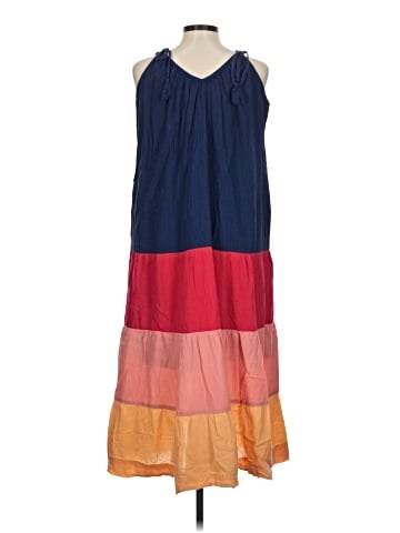 Old Navy Casual Dress (view 2)