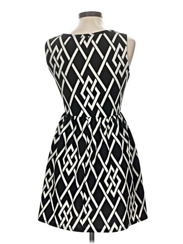 Everly Casual Dress (view 2)