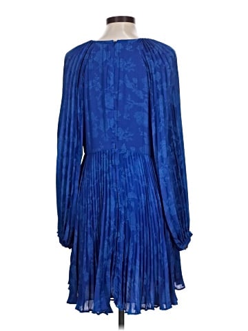 Banana Republic Cocktail Dress (view 2)