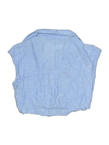 Zara Sleeveless Button-Down Shirt (view 2)