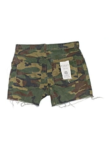 Risen Shorts (view 2)