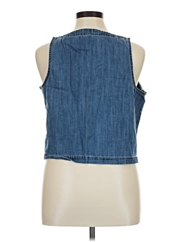 Old Navy Sleeveless Blouse (view 2)