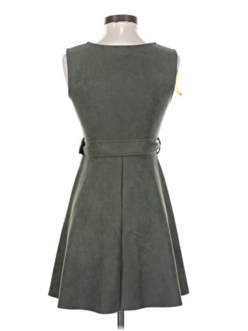Rosie Harlow Casual Dress (view 2)