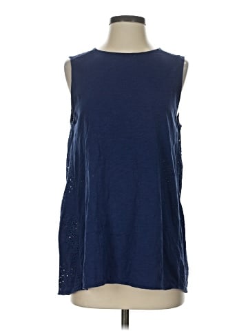 Vineyard Vines Sleeveless Top (view 1)