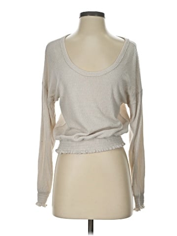 American Eagle Outfitters Pullover Sweater (view 1)