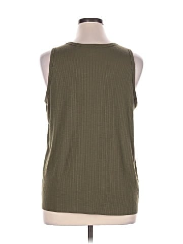 Old Navy Sleeveless T-Shirt (view 2)