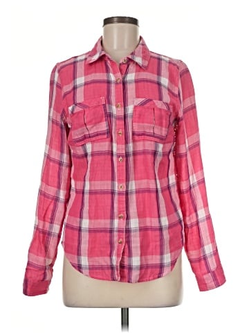 Maurices Long Sleeve Button-Down Shirt (view 1)