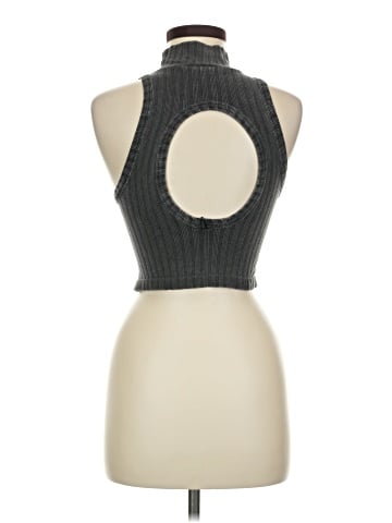 BDG Sleeveless Turtleneck (view 2)