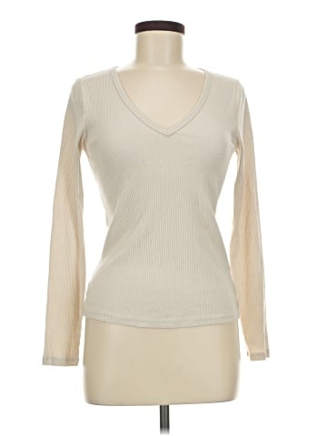 Old Navy Long Sleeve T-Shirt (view 1)