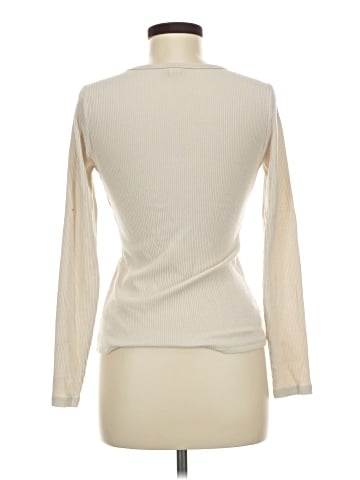Old Navy Long Sleeve T-Shirt (view 2)